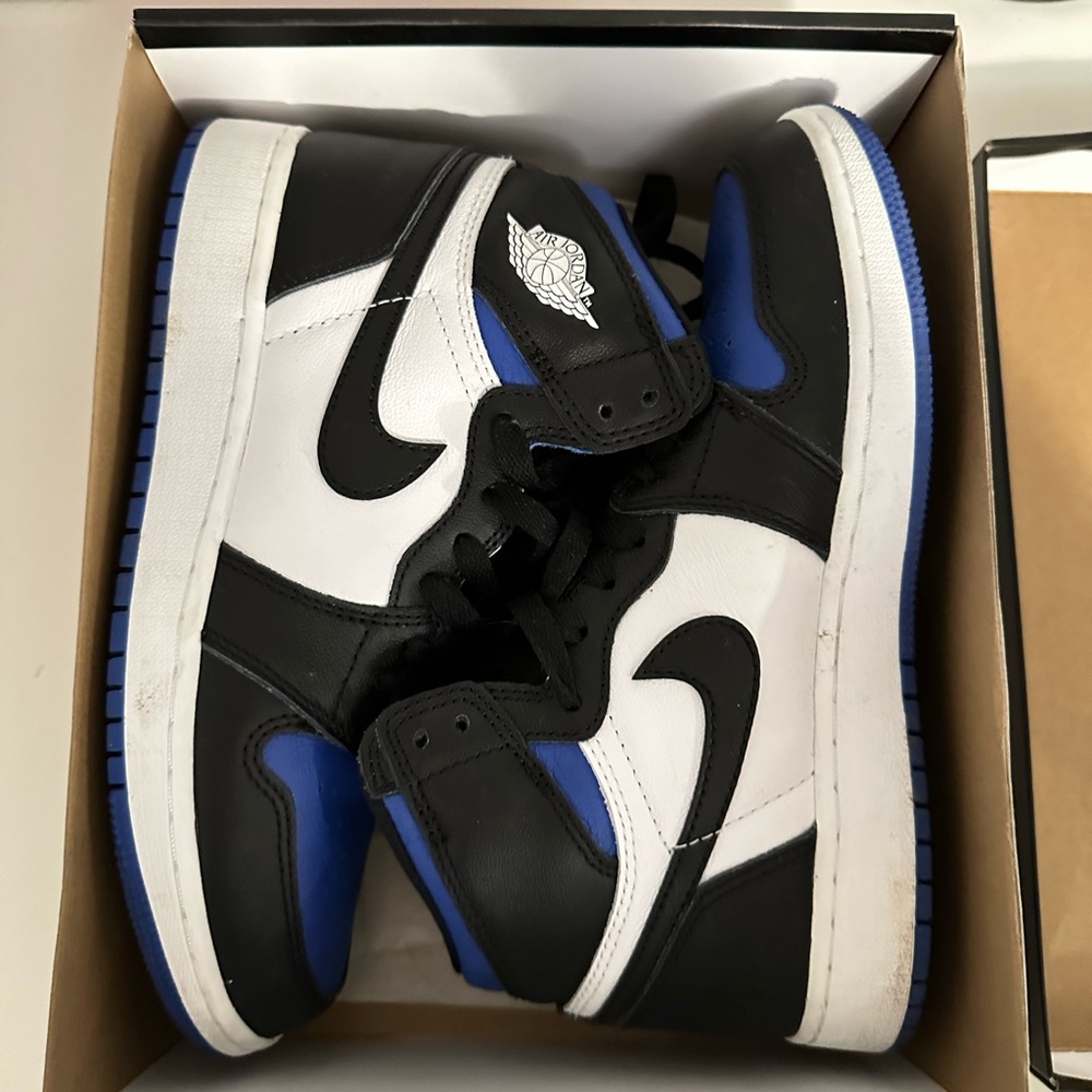 Jordan retro high OG royal toe
